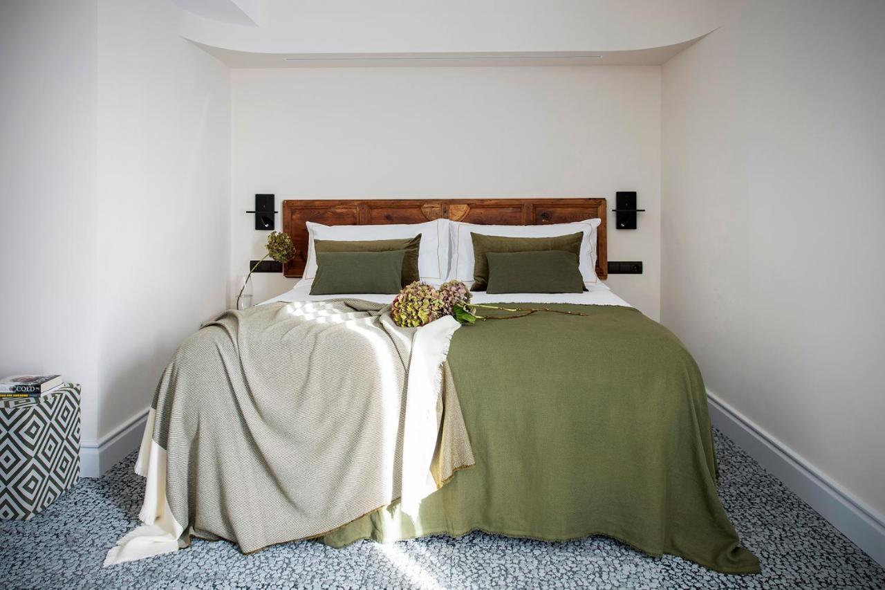Cal Roure Boutique Hotel Igualada ภายนอก รูปภาพ