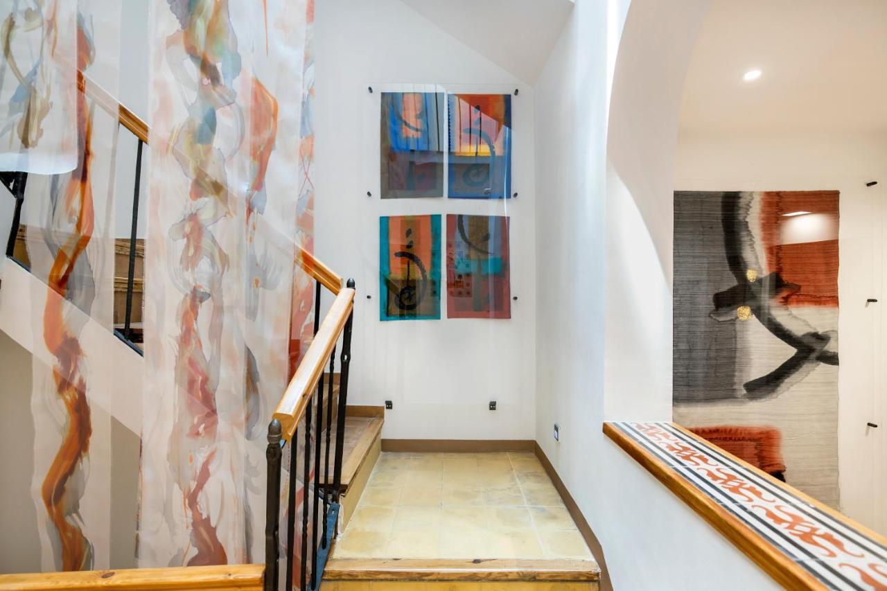 Cal Roure Boutique Hotel Igualada ภายนอก รูปภาพ