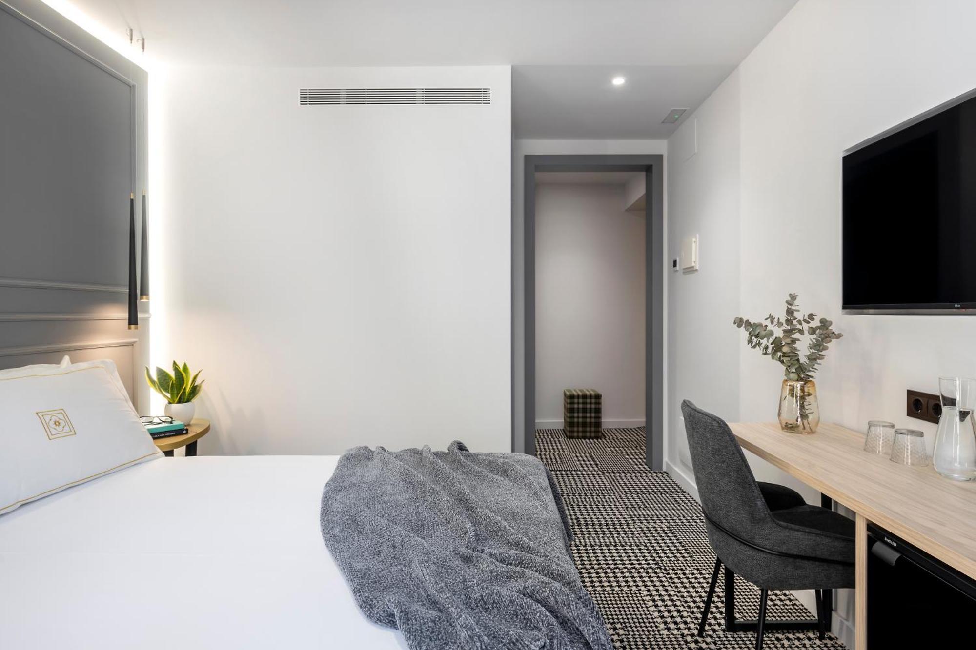 Cal Roure Boutique Hotel Igualada ภายนอก รูปภาพ