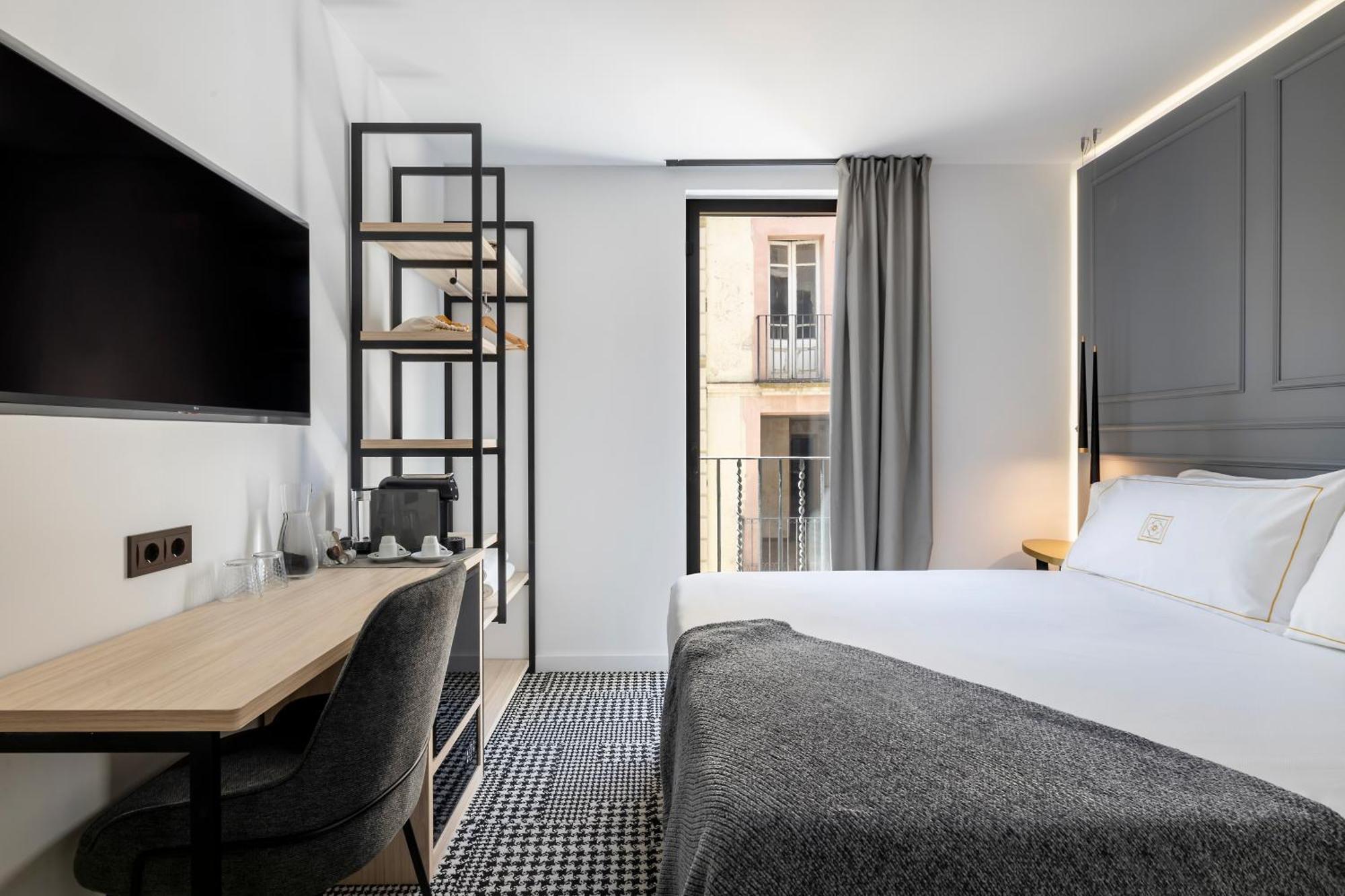 Cal Roure Boutique Hotel Igualada ภายนอก รูปภาพ