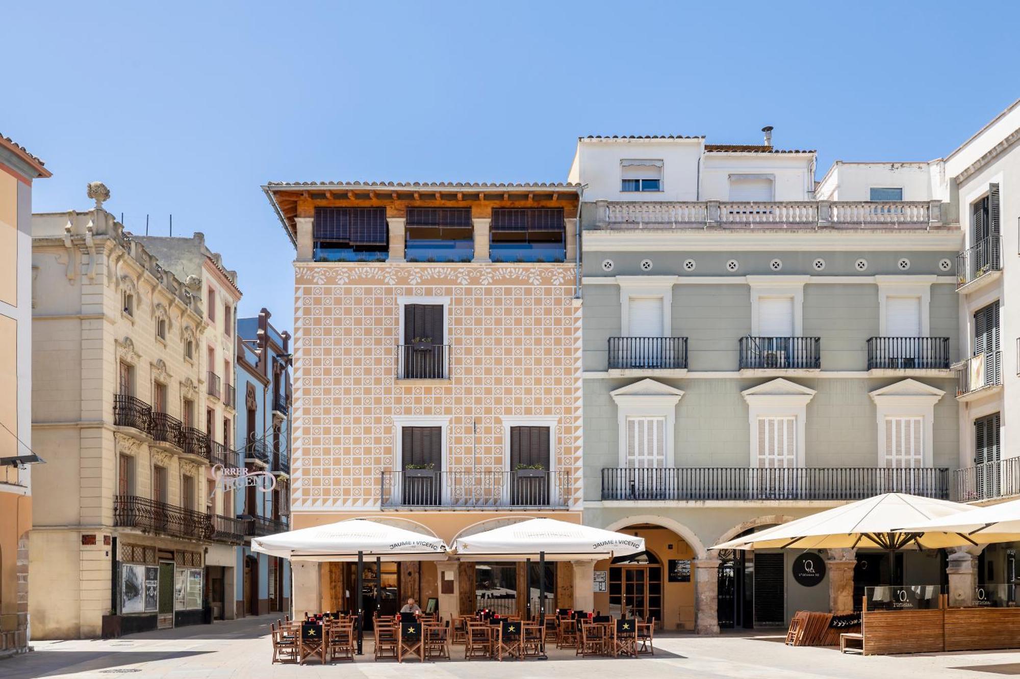 Cal Roure Boutique Hotel Igualada ภายนอก รูปภาพ